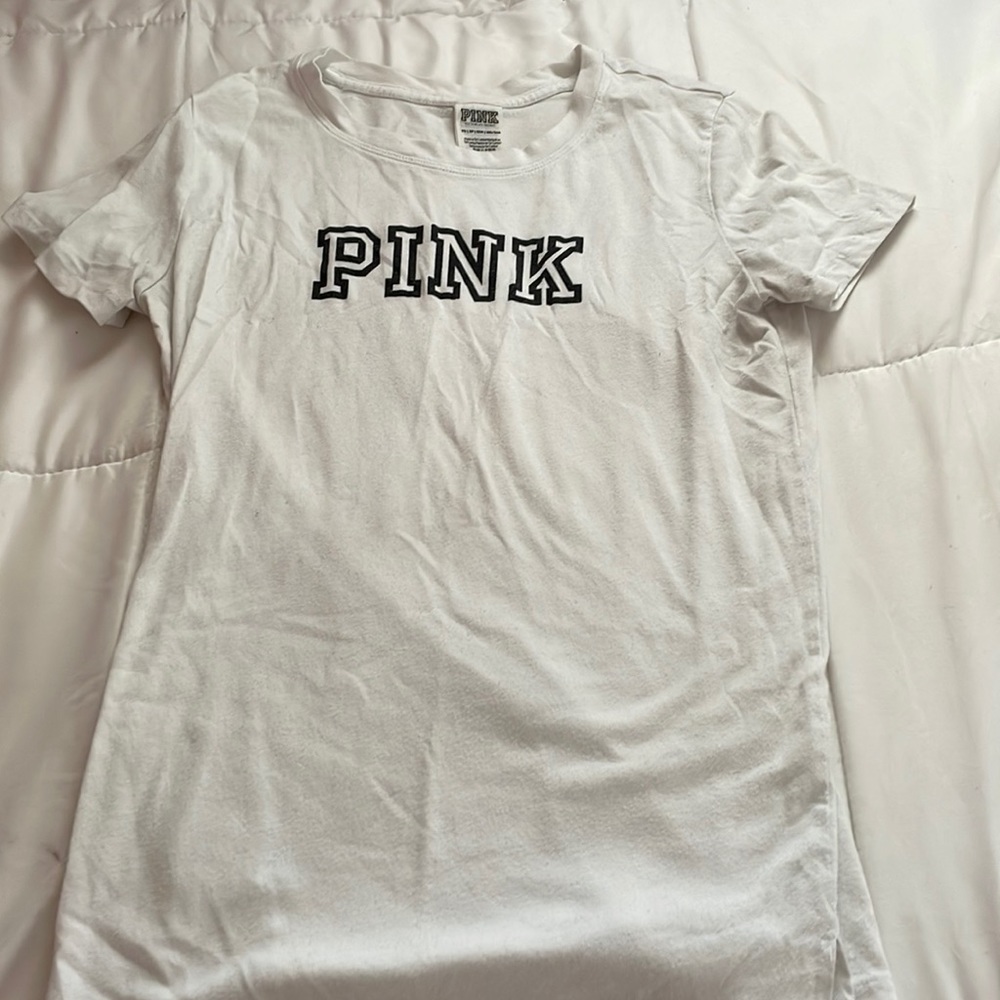 white traditional pink tee